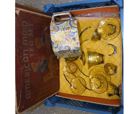 Ceramics - a Little American Maid tea set, by Arko Agate Co, boxed; a Grimwade paisley pattern shaped teapot