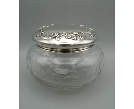 A Gorham and Co vintage sterling silver topped cut glass powder bowl and cover. 11 cm diameter.