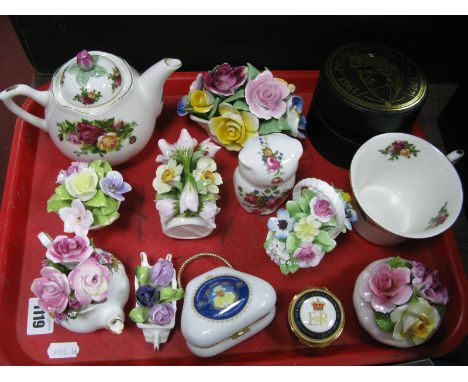 Princess Di Memorial Coin, Old Country Rose teapot, Aynsley and other posies, etc:- One Tray