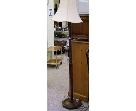 Oak standard lamp: with shade 