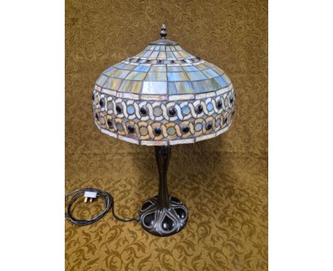 Large Tiffany style table lamp, shade 41cm diameter, lamp standing 66cm tall.
