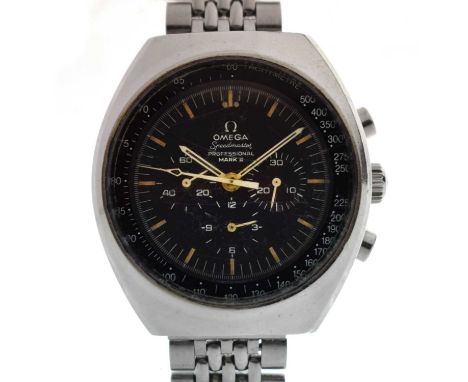 Omega - Gentleman's Speedmaster Professional Mark II stainless steel bracelet watch, ref. 145.014, the black dial with lumino