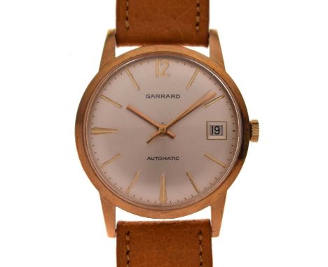 Garrard - Gentleman's late 1960s 9ct gold case wristwatch, the silvered dial with applied gilt baton hour markers, date apert