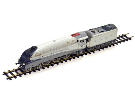 Aster Hobby for Fulgurex - Gauge 1 model live steam locomotive - ' L.N.E.R. Silver Link ', no. 2509, the model finished in LN