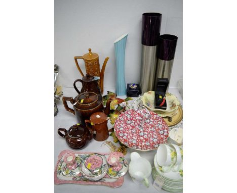 Decorative household ceramics, to include: a Shelley 'Primrose' pattern part tea service; a Maling dressing table set; a Roya