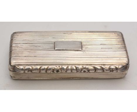 A George III silver snuff-box, by William Simpson, Birmingham, c.1825, with floral pattern thumbpiece, 6.5cms wide.