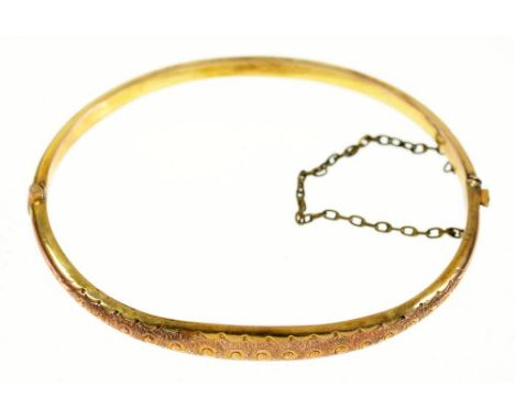 A 9CT GOLD BANGLE, BIRMINGHAM 1902, 6G, FITTED CASE++IN GOOD CONDITION, WITH LIGHT WEAR CONSISTENT WITH AGE 