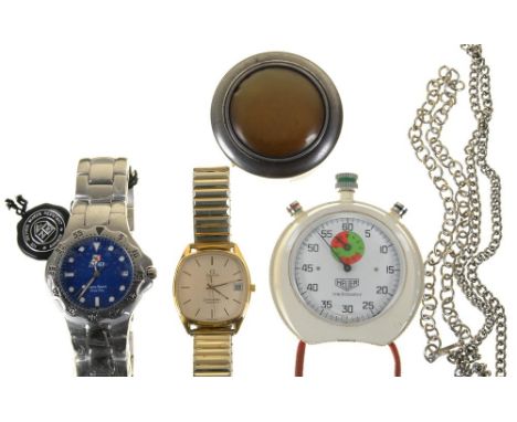 AN OMEGA SEAMASTER GOLD PLATED WRISTWATCH, CUSHION SHAPED DIAL 3 CM APPROX,  GOLD PLATED BRACELET, CASED, A ZEITNER AQUA SPOR