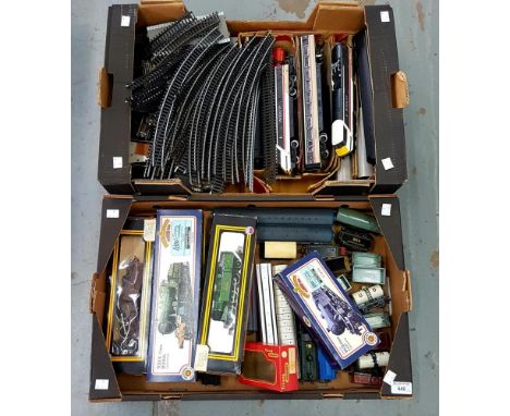 A COLLECTION OF MODEL RAILWAY LOCOMOTIVES, INCLUDING HORNBY, BACHMANN AND DAPOL AND MISCELLANEOUS ROLLING STOCK AND TRACK, ET