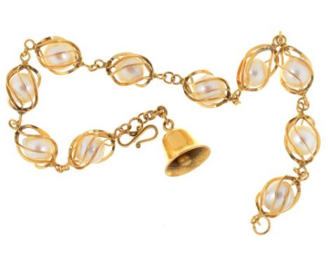 A CAGED CULTURED PEARL BRACELET, WITH BELL CHARM IN GOLD MARKED 585, 11G++LIGHT WEAR CONSISTENT WITH AGE