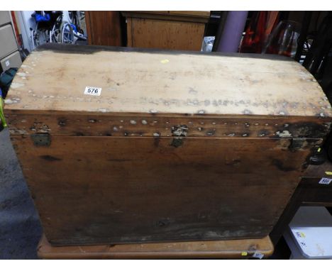 Dome Top Trunk 