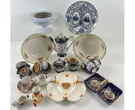 A box of assorted vintage ceramics to include Dartmouth, Myott and Wood &amp; Sons. Lot includes Edwardian Primitive Methodis