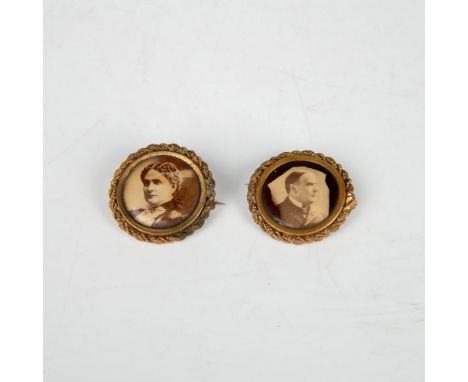 This set of two antique political interest gold mourning brooches includes one round photographic portrait of assassinated Pr