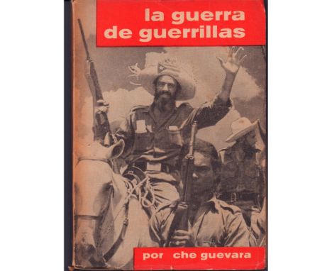 La Guerra De Guerilas, by Che Guevara, published in 1961. First publication from Che Guevara and his analysis of the Cuban Re