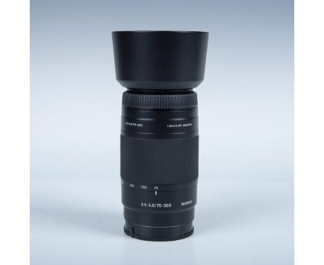 Model SAL753000, A-mount Lens, APS-C sensor, Full-Frame or APS-C Format Compatible, aperture range: f/4.5-5.6 to f/28-32. Com