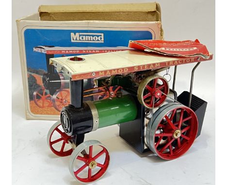 A vintage boxed Mamod Steam Tractor Toy (h- 19cm, w- 27cm)