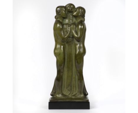 Geo VERBANCK (1881-1961), green patinated bronze sculpture 'La famille', signed Geo Verbanck and foundry stamp Bronsgieterij 