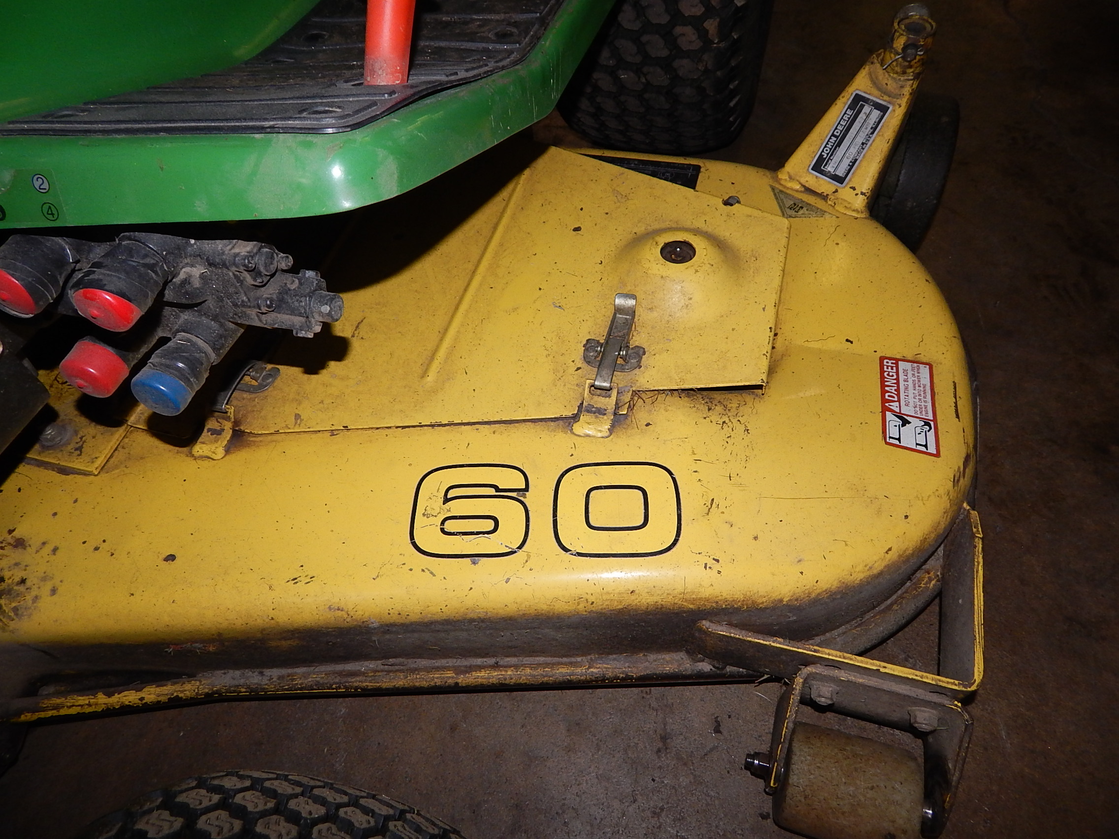 John Deere Model 445 Riding Mower, M00445A010843, 60 Inch Mower Deck