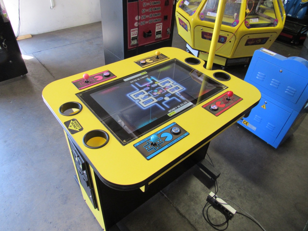 4 player pac man machine