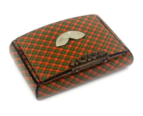A Scottish Tartan ware snuff box, wooden hinge, curved lid with white metal motif and metal ornamental thumb piece, foil 100%