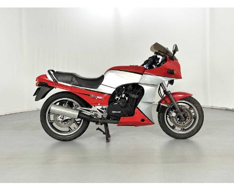 Registration: B252JFU  VIN: ZX900A015921  Mileage Showing: 56,000  Transmission: Manual  MOT: 03/10/2024First registered Marc