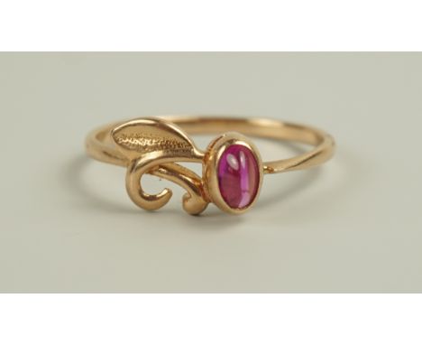 Ring mit ovalem Rubin-Cabochon, 585er Rotgold Gew.2,06g, floral verschlungener Ringkopf, U.59