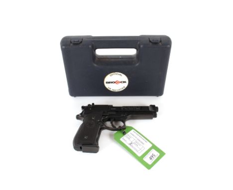 A Beretta 92 FS Co2 air pistol by Umarex. In excellent condition within its original case. As a post 1939 air weapon the rest