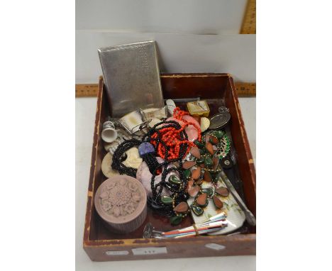 Mixed Lot: Silver plated cigarette case, various assorted costume jewellery and other items