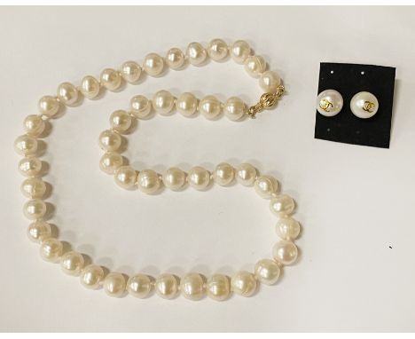 9CT GOLD PEARL NECKLACE &amp; 9CT CHANEL PEARL STUDS