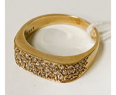 14CT GOLD &amp; DIAMOND RING - SIZE Q - 4.9 GRAMS APPROX