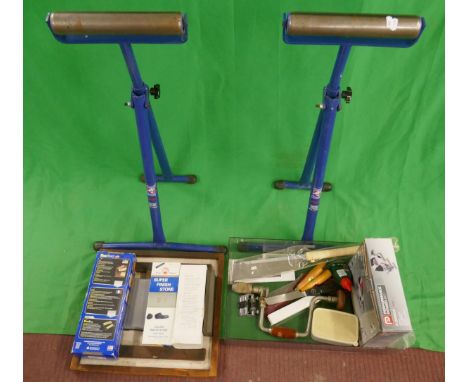 Wood working tools to include jigsaw roller stands etc 