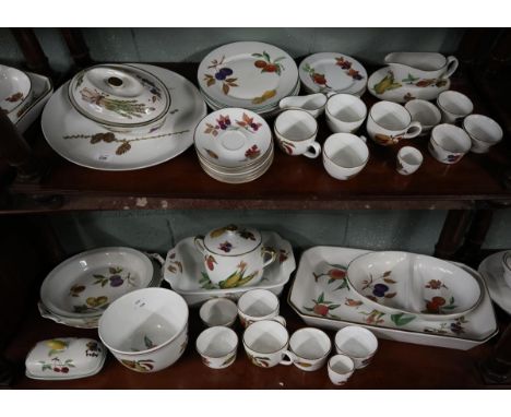 Collection of Royal Worcester Evesham pattern 