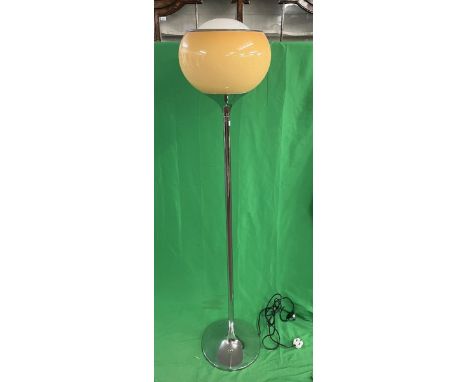 Guzzini vintage space age Bud Grande floor lamp 