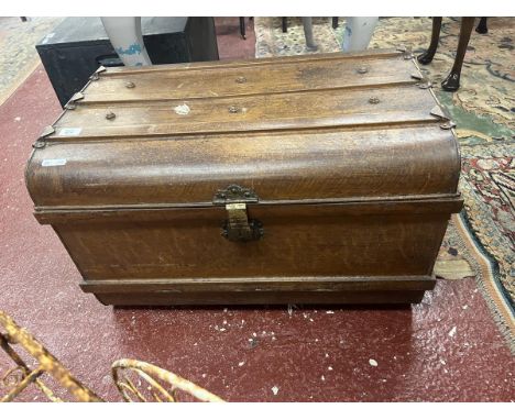 Metal trunk - probably military 