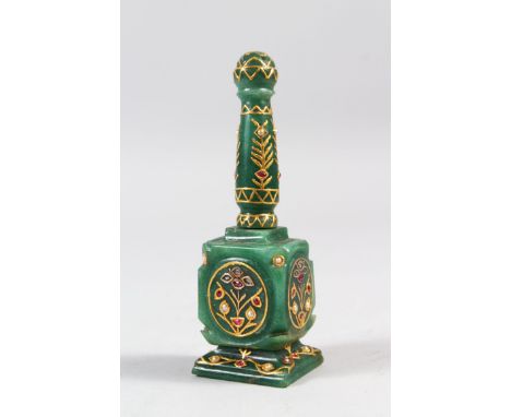 A SMALL LATE 19TH-EARLY 20TH CENTURY INDIAN JEWEL SET GOLD INLAID JADE PERFUME BOTTLE, 42cm high.