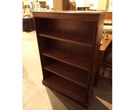 Mahogany four shelf bookcase W: 90 cm H: 130 cm&nbsp;