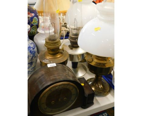 A Smith's oak cased mantel clock, various oil lamps etc. (a quantity)