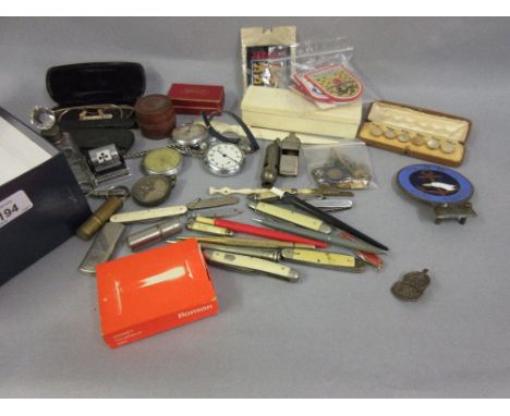 Small box containing a quantity of miscellaneous collectables including a Stanhope viewer, various pen knives, propelling pen