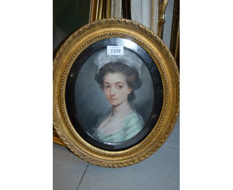 19th Century oval pastal portrait of a lady, gilt framed