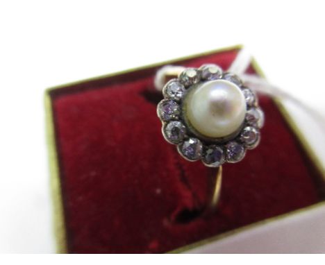 18ct Yellow gold diamond and pearl set ring CONDITION REPORT Good general condition. No visible damage or repair.  3.1g. Ring