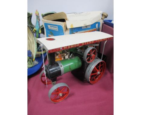 A Momod Traction Engine T.E 1a, complete with vaporizing spirit lamp, filler funnel running belts and instructions, all in or