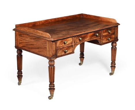 A REGENCY MAHOGANY DRESSING TABLE ATTRIBUTED TO GILLOWS, CIRCA 1820 Finished on all sides  82cm high, 129cm wide, 68cm deepAn