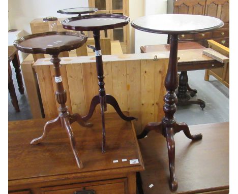 Victorian style mahogany tripod lamp table or circular form, together with two reproduction tripod wine tables. (3) (B.P. 21%