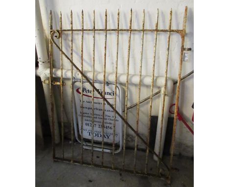 Weathered wrought iron field gate. (B.P. 21% + VAT)&nbsp;120 x 153cm approx.