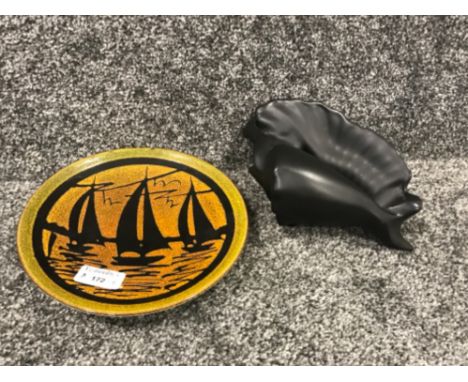 Pool pottery black shell Aegean Poole plate with yachts