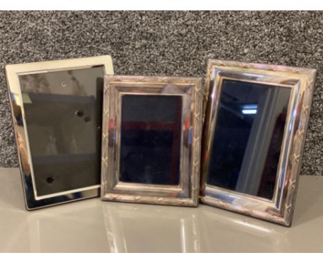 3x vintage Silver plated picture frames (2x matching)