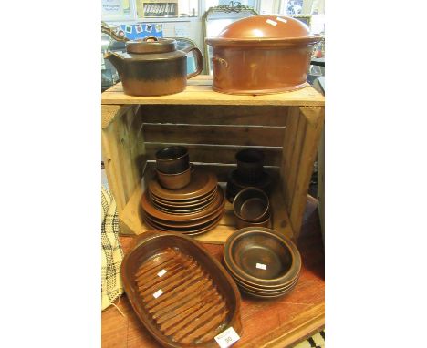 A selection of tea, dinnerware and cooking items, largely 'Arabia Ruska' brown pottery with a baking dish, teapot etc (27 pie