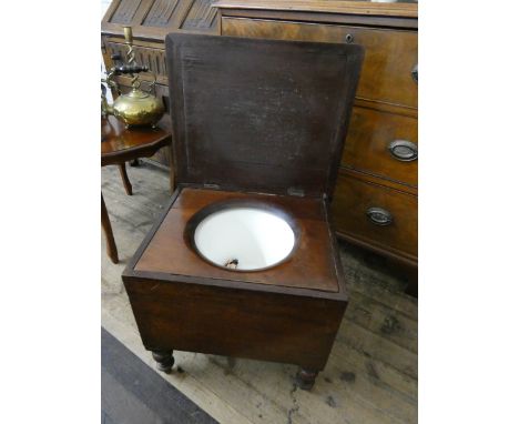 Victorian mahogany box commode with liner inset with green leather top 