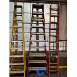 10' WERNER FIBERGLASS 2-SIDED STEP LADDER