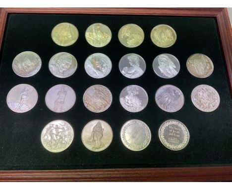 Franklin Mint 100 Greatest Masterpieces Sterling Silver First Edition Proof Set.